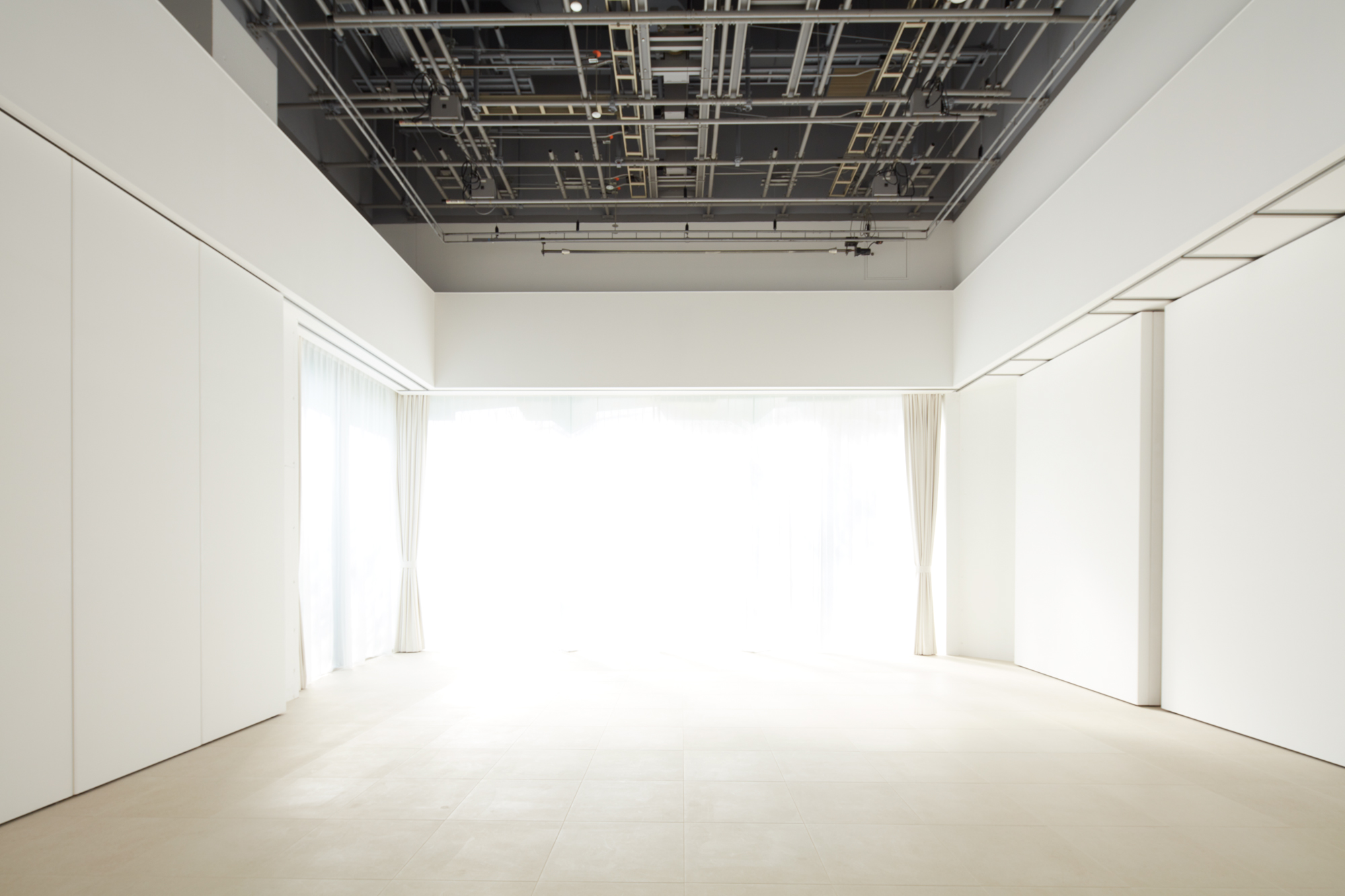 1 st studio １.STUDIO | ROPPONGI STUDIO